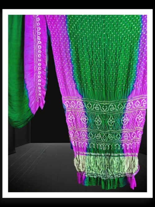 Parrot Light Magenta Shaded Bandhani Saree Pure GajiSilk Lagdi Palav